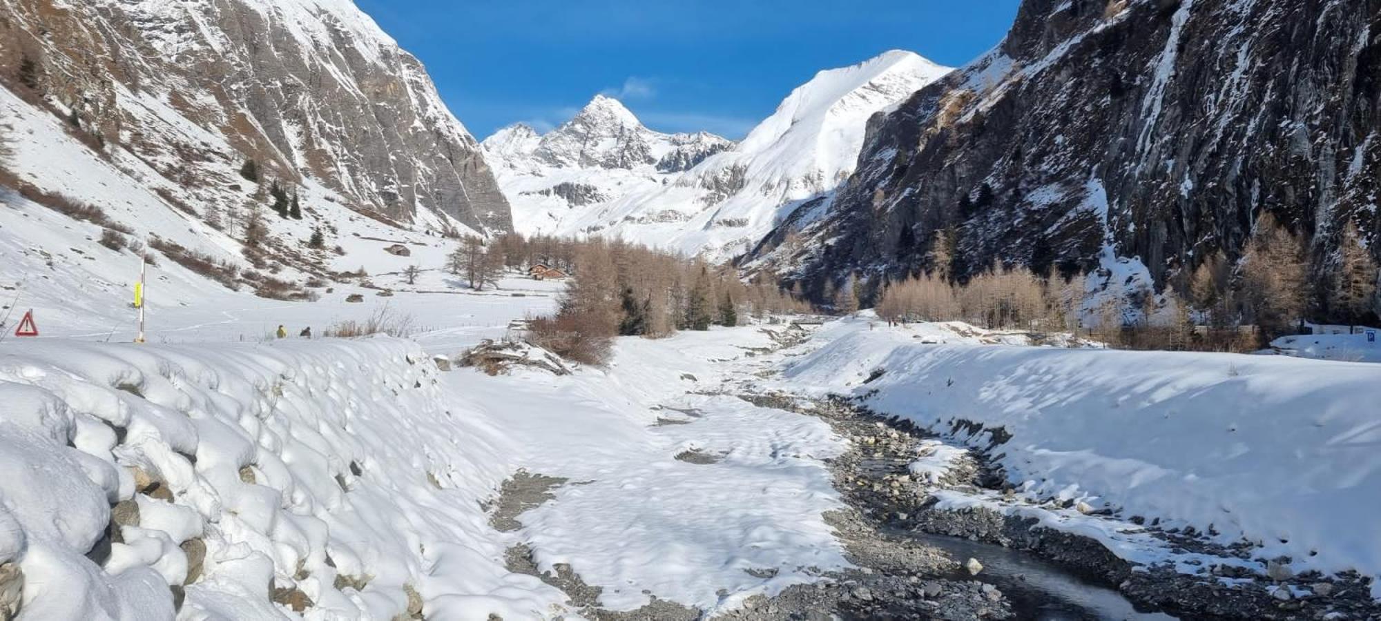 Haus Paul Lägenhet Kals-am Großglockner Exteriör bild